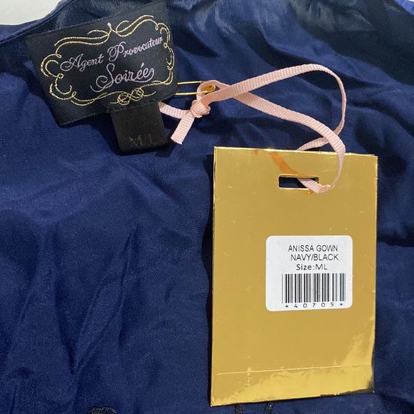ROBE AGENT PROVOCATEUR ANISSA - SOIE SATIN & DENTELLE MARINE - TAILLE M/L NEUVE